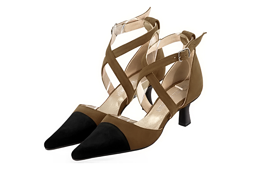 Chaussures habillées, élégantes et raffinées, ouvertes sur les côtés, avec des brides croisées, coloris noir mat et marron chocolat. Bout pointu. Mi-haut à haut. Talon bobine. Cérémonie, soirée, cocktail, évènementiel. Personnalisation : Choix des cuirs, 
                des couleurs et des talons. Petites et grandes pointures. - Florence KOOIJMAN
