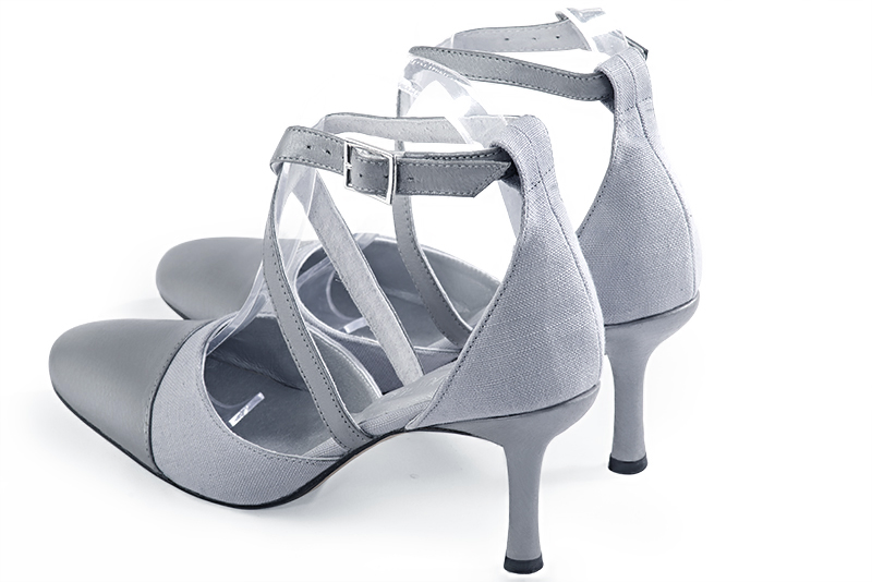 Chaussure femme à brides : Chaussure côtés ouverts brides croisées couleur gris souris. Bout rond. Talon haut fin. Vue arrière - Florence KOOIJMAN