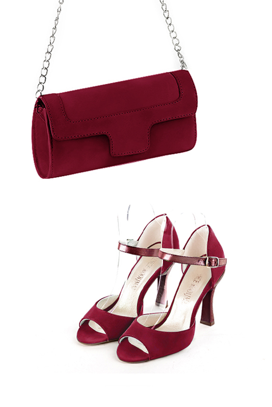 Pochette femme mariage cérémonie en cuir rouge bordeaux - Vue porté