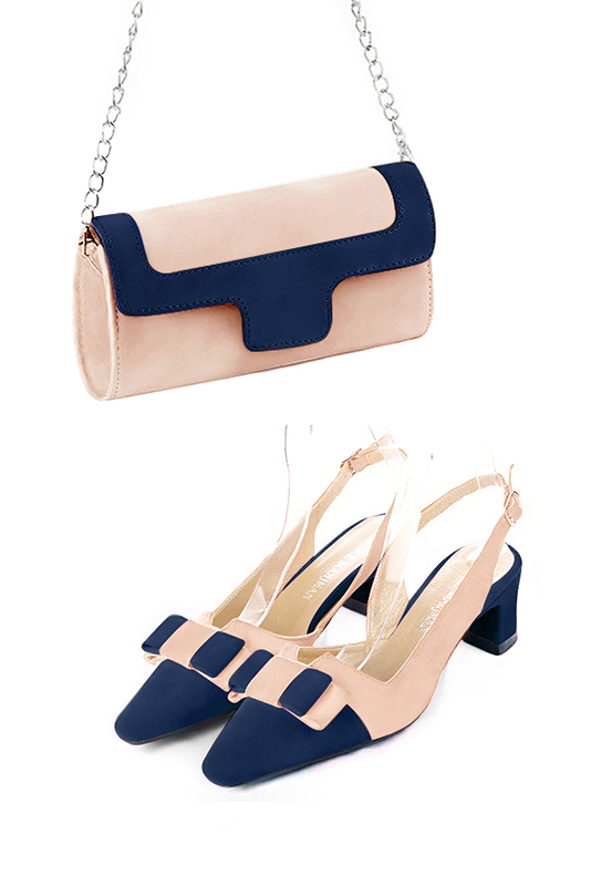 Pochette femme habillée  rose poudré et bleu marine pour mariage, cérémonies et soirées. 
            Personnalisation. Vue porté - Florence KOOIJMAN