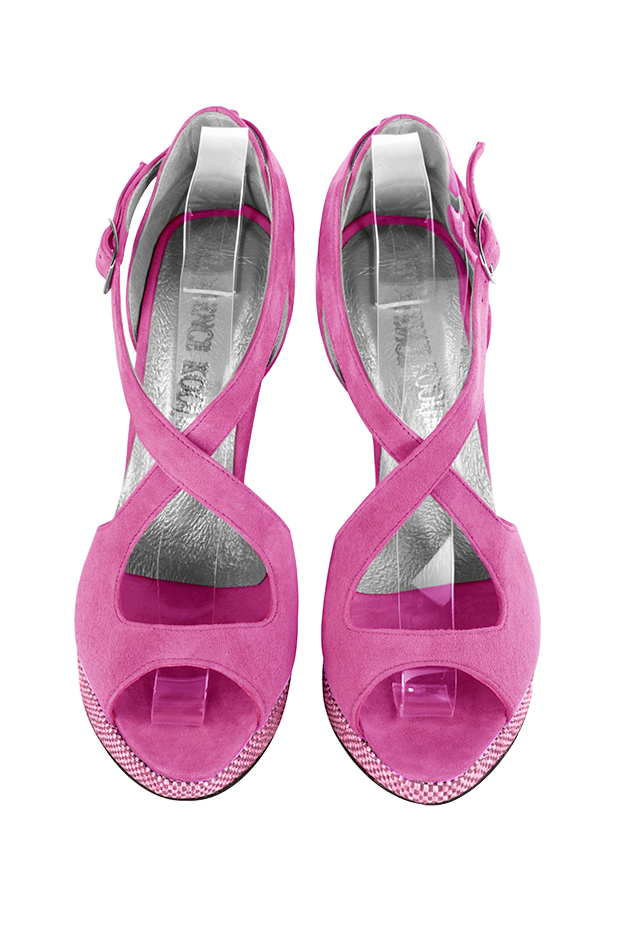 Sandales élégantes et raffinées pour soirées et cérémonies, coloris rose pivoine. Bout rond. Très haut. Talon fin. Plateforme à l'avant. Cérémonie, soirée, cocktail, évènementiel. Personnalisation : Choix des cuirs, 
                des couleurs et des talons. Petites et grandes pointures. - Florence KOOIJMAN