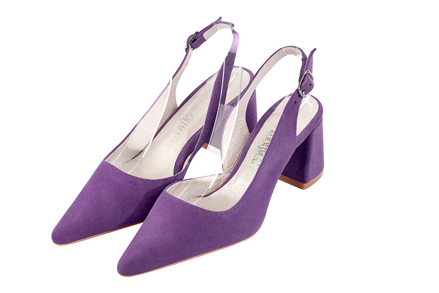 , coloris violet améthyste. Bout pointu. Mi-haut à haut. Talon évasé. Cérémonie, soirée, cocktail, évènementiel. Personnalisation : Choix des cuirs, 
                des couleurs et des talons. Petites et grandes pointures. - Florence KOOIJMAN