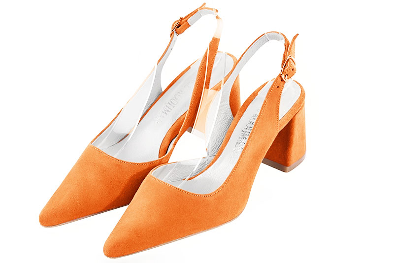 Chaussure femme à brides :  couleur orange abricot. Bout pointu. Talon mi-haut évasé Vue avant - Florence KOOIJMAN