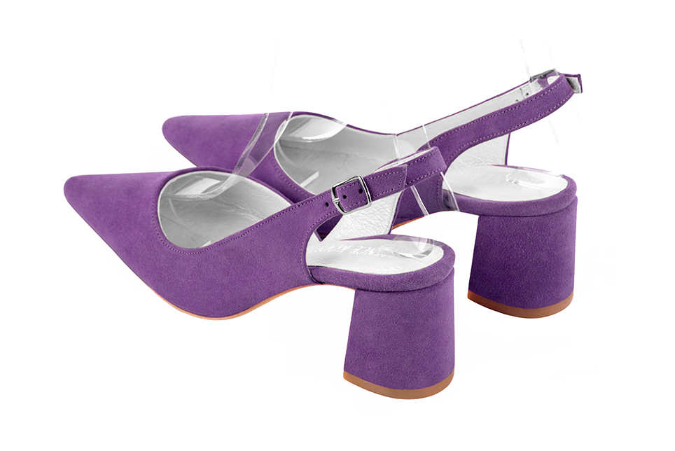 Chaussure femme à brides :  couleur violet améthyste. Bout pointu. Talon mi-haut évasé. Vue arrière - Florence KOOIJMAN