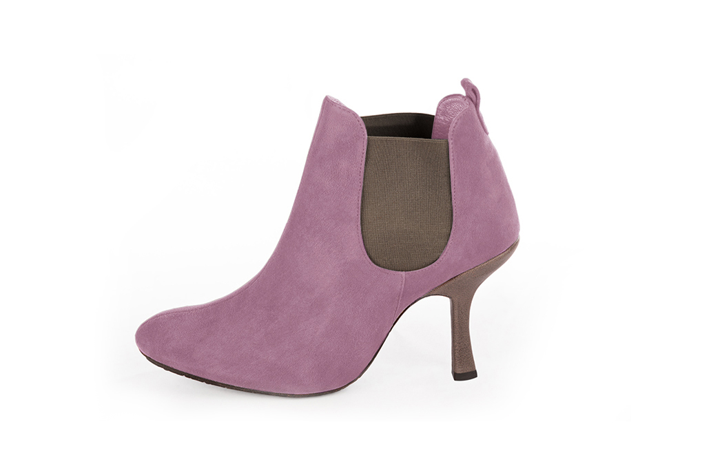 Bottines élégantes et raffinées avec des élastiques sur les côtés, coloris violet mauve et marron taupe. Bout rond. Haut. Talon bobine. Personnalisation : Choix des cuirs, des couleurs et des talons. Cou-de-pied sur mesure. - Florence KOOIJMAN