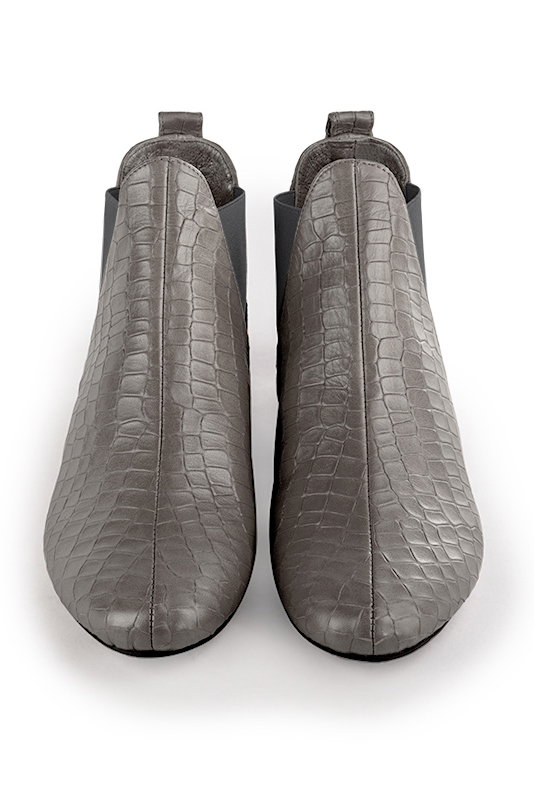 Boots femme : Boots élastiques sur les côtés couleur gris cendre. Bout rond. Talon plat bottier. Vue du dessus - Florence KOOIJMAN