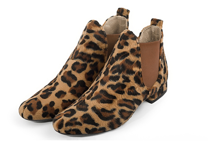 Boots femme : Boots élastiques sur les côtés couleur noir safari et beige camel. Bout rond. Talon plat bottier Vue avant - Florence KOOIJMAN