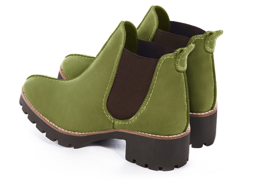 Boots femme : Boots élastiques sur les côtés couleur vert pistache et marron chocolat. Bout rond. Semelle gomme petit talon. Vue arrière - Florence KOOIJMAN