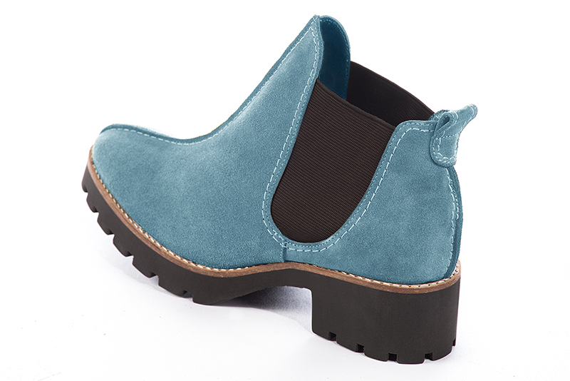 Bottines femme avec des élastiques bleu ciel et noir mat. Bout rond. Semelle en gomme - Vue arrière
