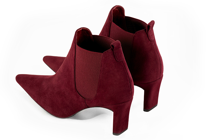 Boots femme : Boots élastiques sur les côtés couleur rouge bordeaux. Bout pointu. Talon mi-haut virgule. Vue arrière - Florence KOOIJMAN