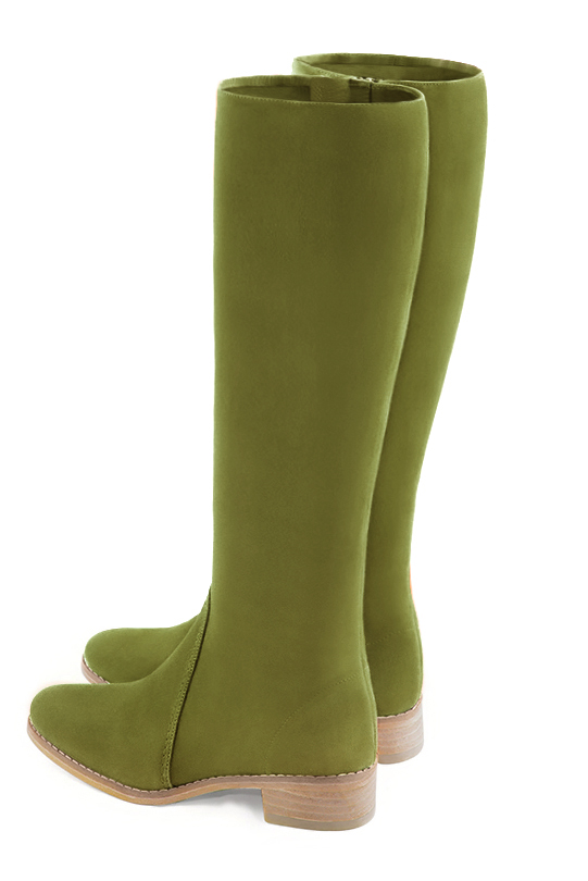 Botte femme : Bottes femme cavalières sur mesures couleur vert pistache. Bout rond. Semelle cuir petit talon. Vue arrière - Florence KOOIJMAN