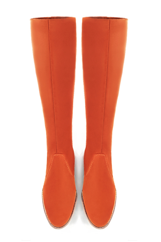 Botte femme : Bottes femme cavalières sur mesures couleur orange clémentine. Bout rond. Semelle cuir petit talon. Vue du dessus - Florence KOOIJMAN