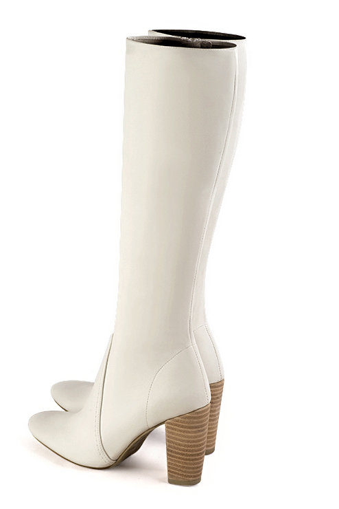 Botte femme : Bottes femme féminines sur mesures couleur blanc cassé. Bout rond. Talon haut bottier. Vue arrière - Florence KOOIJMAN
