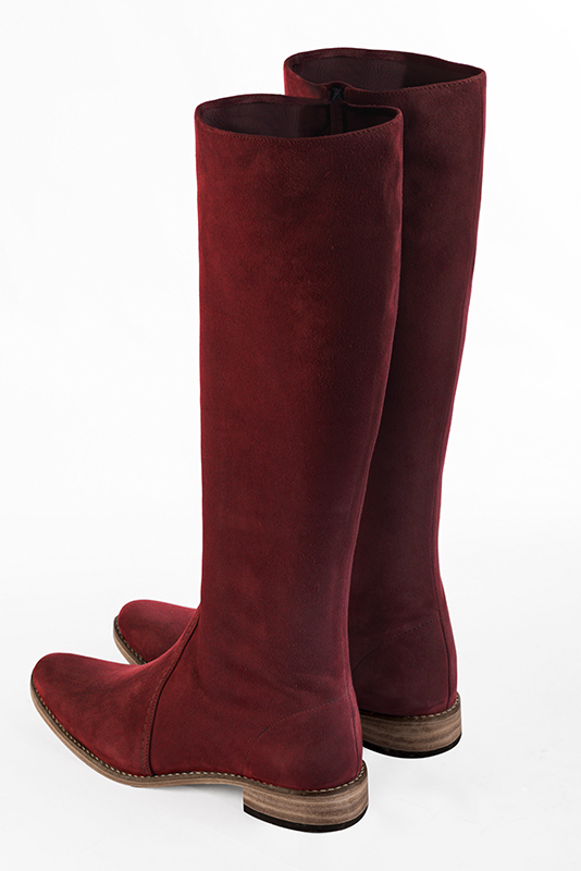Botte femme : Bottes femme féminines sur mesures couleur rouge bordeaux. Bout rond. Semelle cuir talon plat. Vue arrière - Florence KOOIJMAN