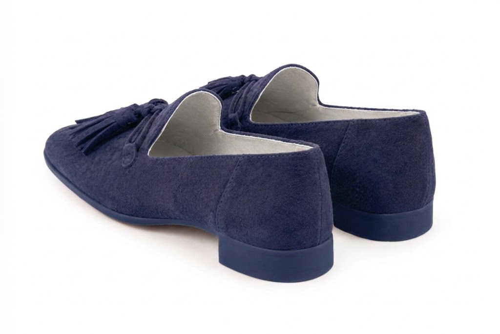 Mocassins habillés femme semelles épaisses en cuir bleu marine à bout carré - Vue arrière