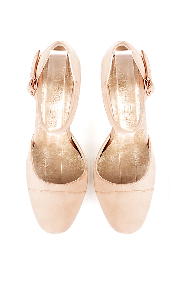 Chaussures bride cou-de-pied femme ouvertes sur les côtés rose poudré. Bout rond. Talon bottier de 8.5 cm - Vue du dessus