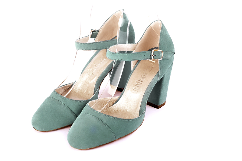 Chaussure femme à brides : Chaussure côtés ouverts bride cou-de-pied couleur vert pastel. Bout rond. Talon haut bottier Vue avant - Florence KOOIJMAN