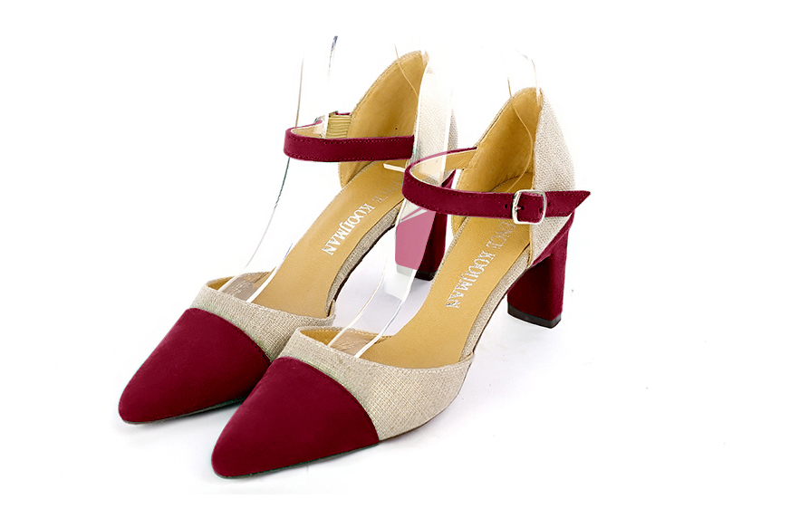 Chaussures bride cou-de-pied femme ouvertes sur les côtés rouge bordeaux et or. Bout effilé. Talon virgule de 6.5 cm - Vue avant