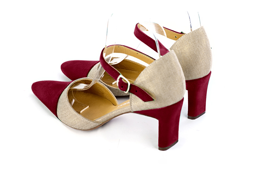 Chaussures bride cou-de-pied femme ouvertes sur les côtés rouge bordeaux et or. Bout effilé. Talon virgule de 6.5 cm - Vue arrière