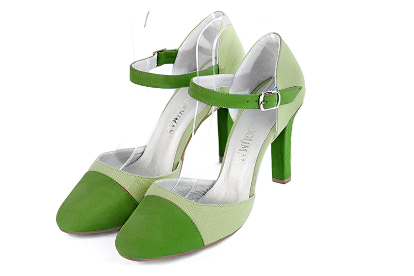 Chaussure femme à brides : Chaussure côtés ouverts bride cou-de-pied couleur vert anis. Bout rond. Talon très haut fin Vue avant - Florence KOOIJMAN