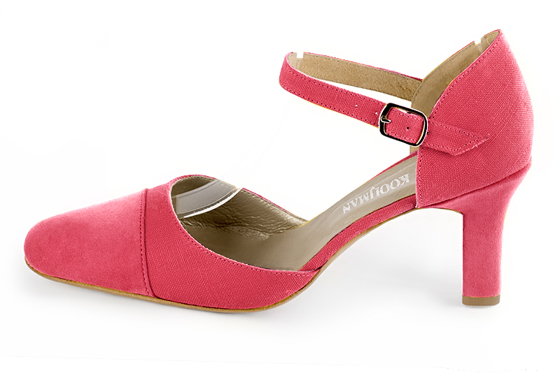 Chaussure femme à brides : Chaussure côtés ouverts bride cou-de-pied couleur rose camélia. Bout rond. Talon haut trotteur. Vue de profil - Florence KOOIJMAN