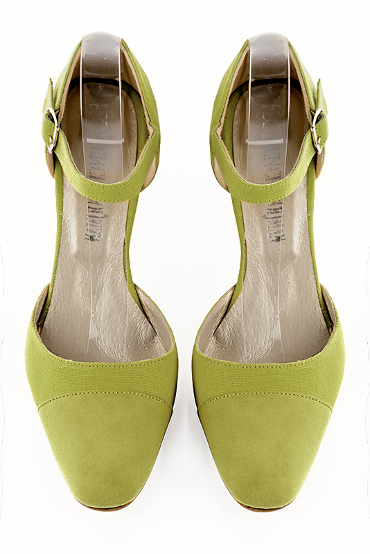 Chaussure femme à brides : Chaussure côtés ouverts bride cou-de-pied couleur vert pistache. Bout rond. Talon haut trotteur. Vue du dessus - Florence KOOIJMAN