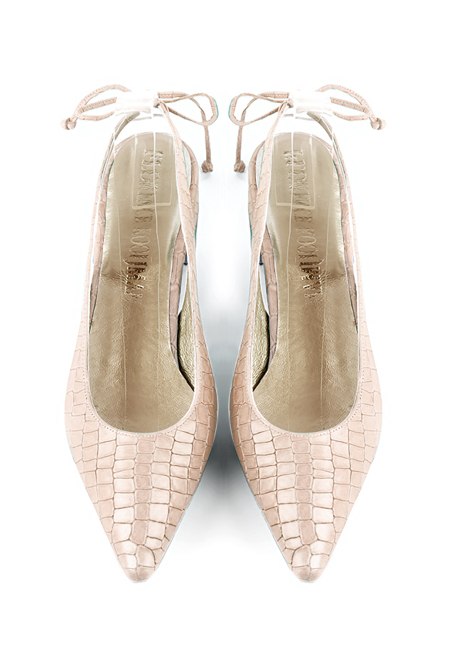 Escarpins bride arrière rose poudré. Bout pointu. Talon évasé plat - Vue du dessus