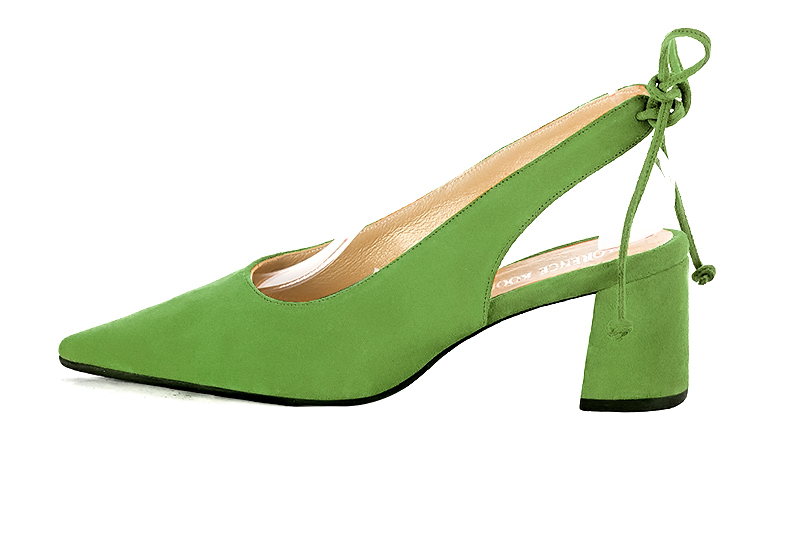 Chaussure femme à brides :  couleur vert anis. Bout pointu. Talon mi-haut évasé. Vue de profil - Florence KOOIJMAN