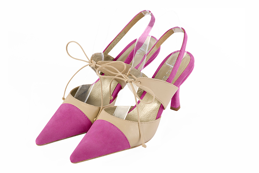 Chaussures habillées, élégantes et raffinées, ouvertes à l'arrière avec une bride sur le cou-de-pied, coloris rose pivoine et beige vanille. Bout pointu. Haut. Talon fin. Cérémonie, soirée, cocktail, évènementiel. Personnalisation : Choix des cuirs, 
                des couleurs et des talons. Petites et grandes pointures. - Florence KOOIJMAN