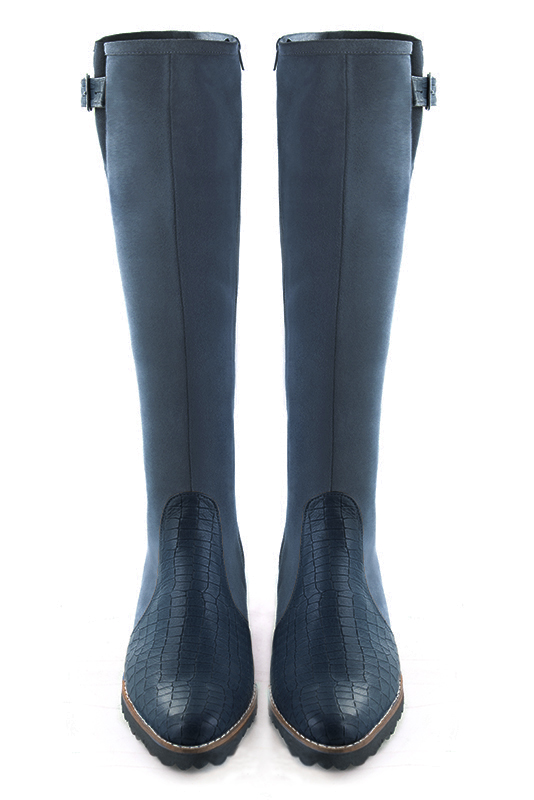 Botte femme : Bottes femme cavalières sur mesures couleur bleu denim. Bout rond. Semelle gomme talon plat. Vue du dessus - Florence KOOIJMAN