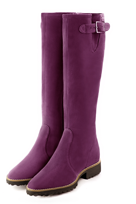 Bottes femme cavalières élégantes et raffinées, réalisées sur mesure, coloris violet myrtille. Bout rond. Semelle gomme plat. Mollets fins ou larges. Personnalisation : Choix des cuirs, des couleurs et des talons. - Florence KOOIJMAN