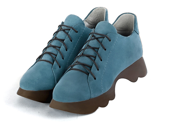 Chaussure femme à lacets : Derby sport couleur bleu canard. Vue avant - Florence KOOIJMAN